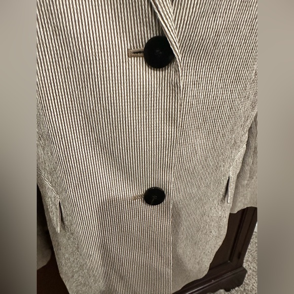 Theory Women's Beige Blazer - Picture 9 of 12